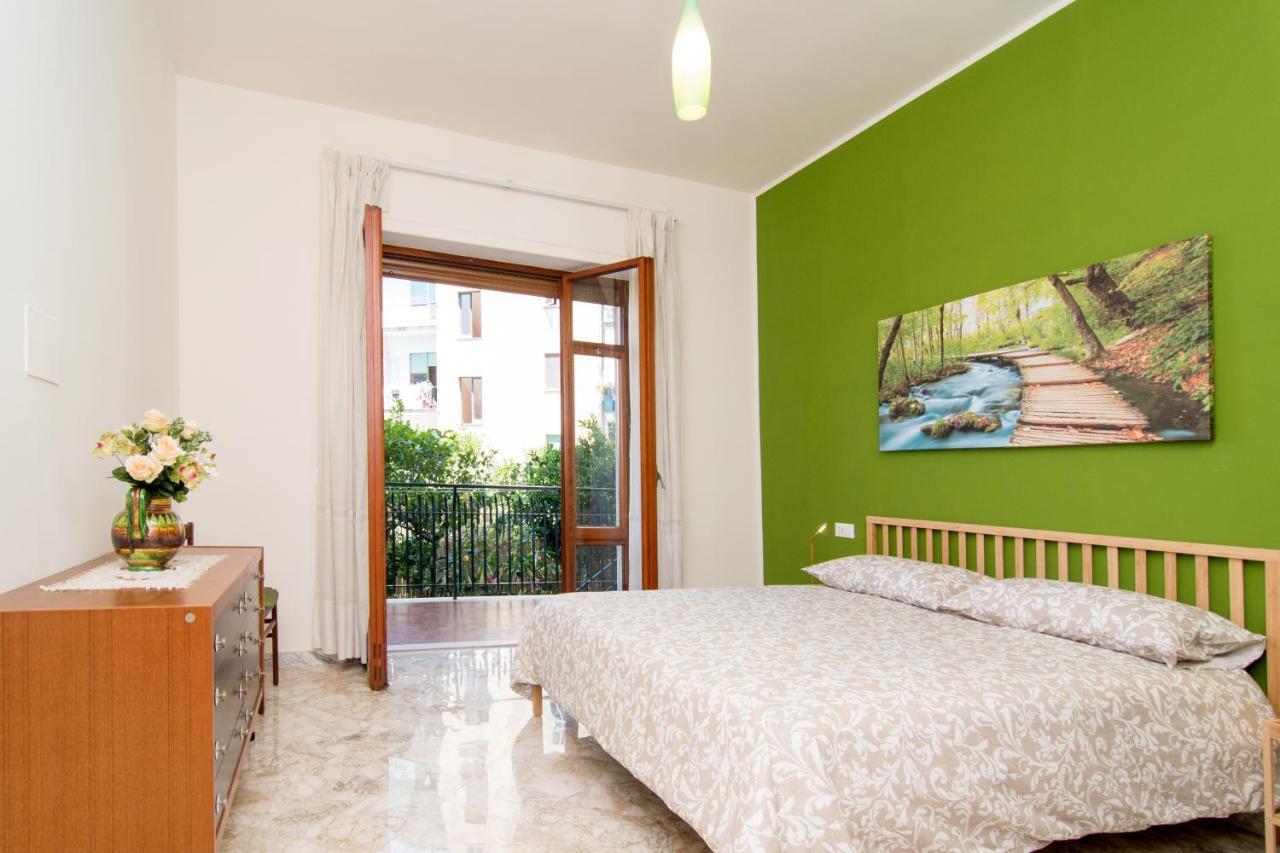 Casa Enza, For Up To 5 People, Sorrento Center Exterior foto